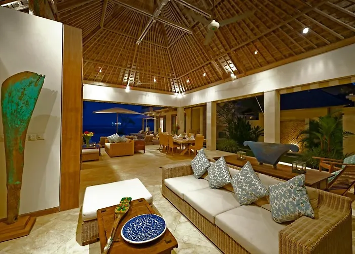 Siri Mendira Villa